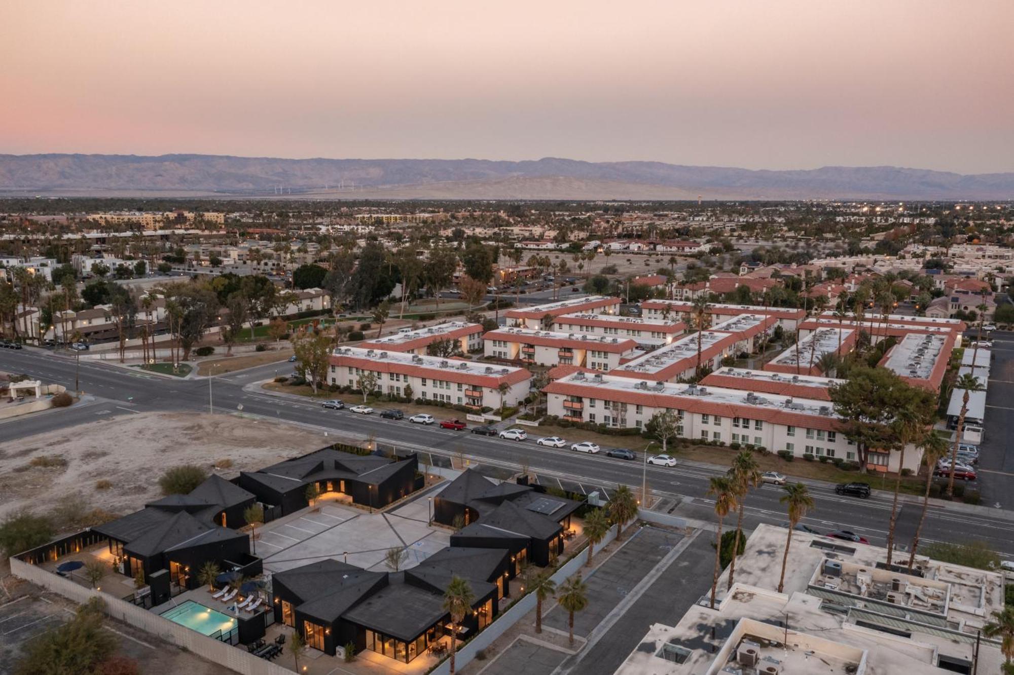 Blackhaus By Avantstay Ada Modern Rooms, Pool & Bbq Palm Springs Exterior foto