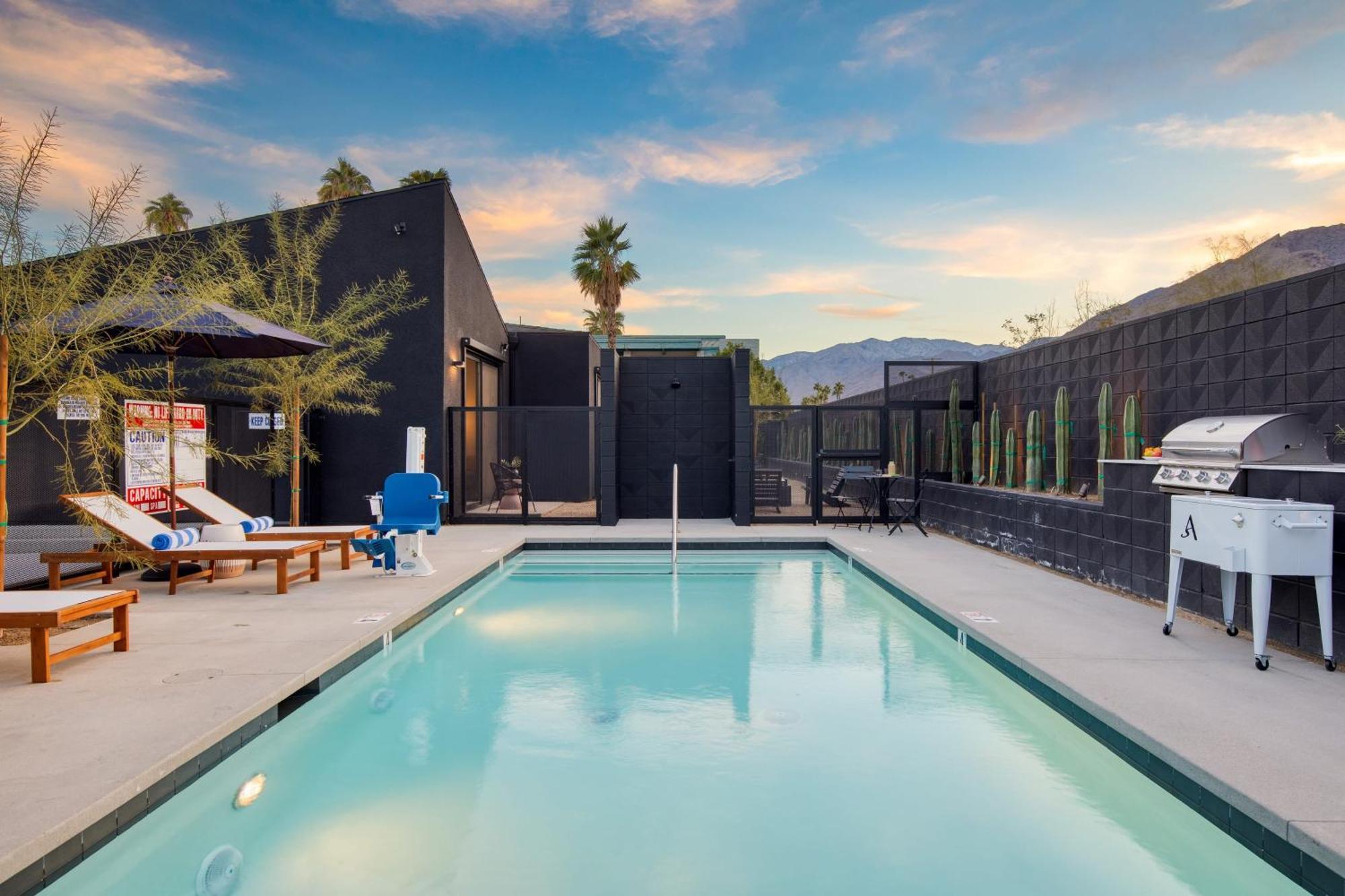 Blackhaus By Avantstay Ada Modern Rooms, Pool & Bbq Palm Springs Exterior foto